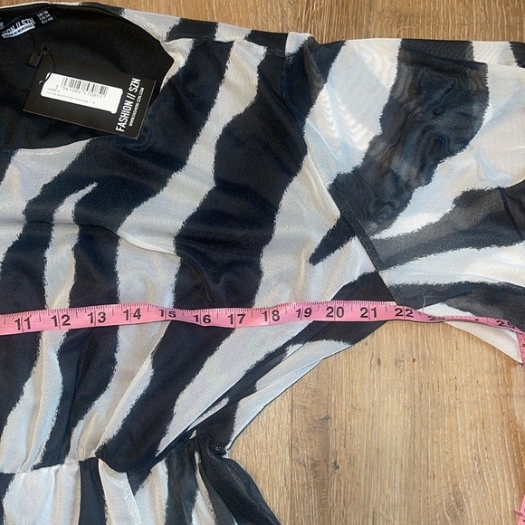 NWT new. fashion szn plus size zebra mesh maxi dress size 14 - Picture 4 of 7